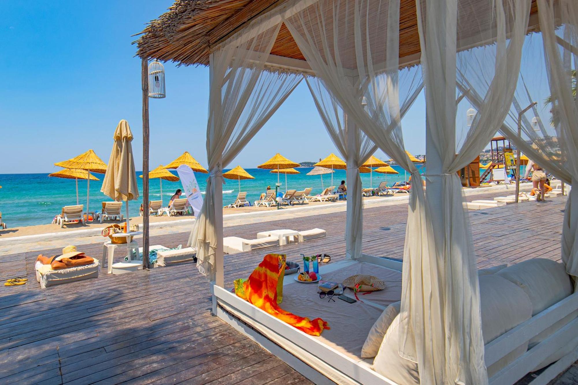 Risus Beach Resort Hotel Кушадаси Екстер'єр фото